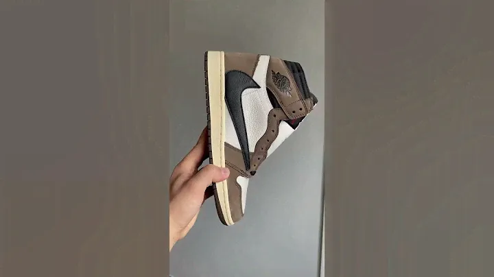 Travis Scott x Air Jordan 1 High OG TS SP CD4487-100 from monicasneakers.vip