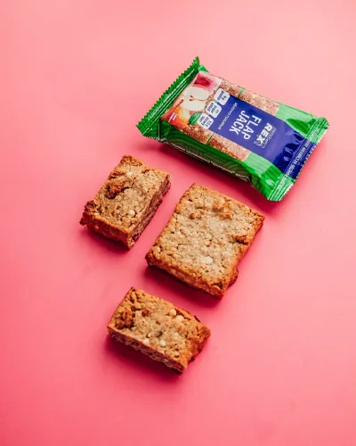 Печенье овсяное протеиновое FLAP JACK «ЯБЛОКО-ГРУША», 60 г