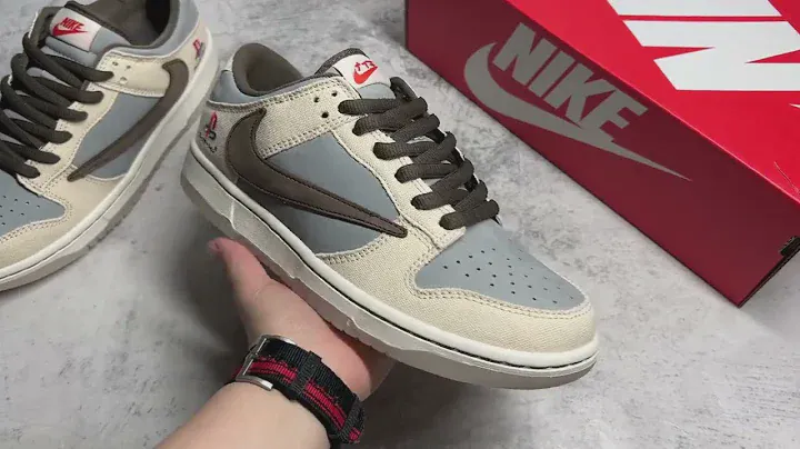 Reps Nike Dunk Low "Travis Scott x Playstation"