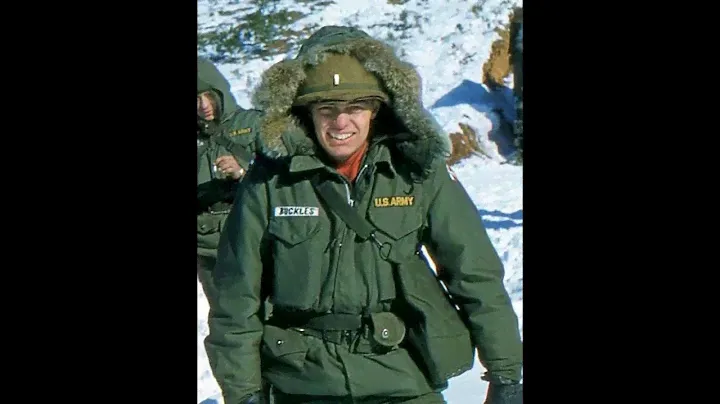 Field jackets M-51 main differences contracts 50s-60s.