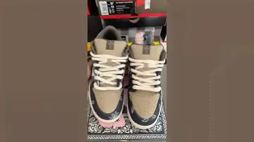 Nike SB Dunk Low Travis Scott